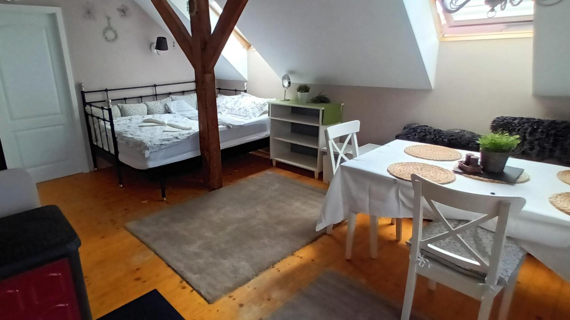 Apartmany Pod Putimskou Branou Pisek  Luaran gambar